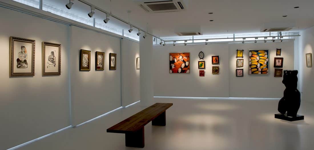 02 modern gallery 01a